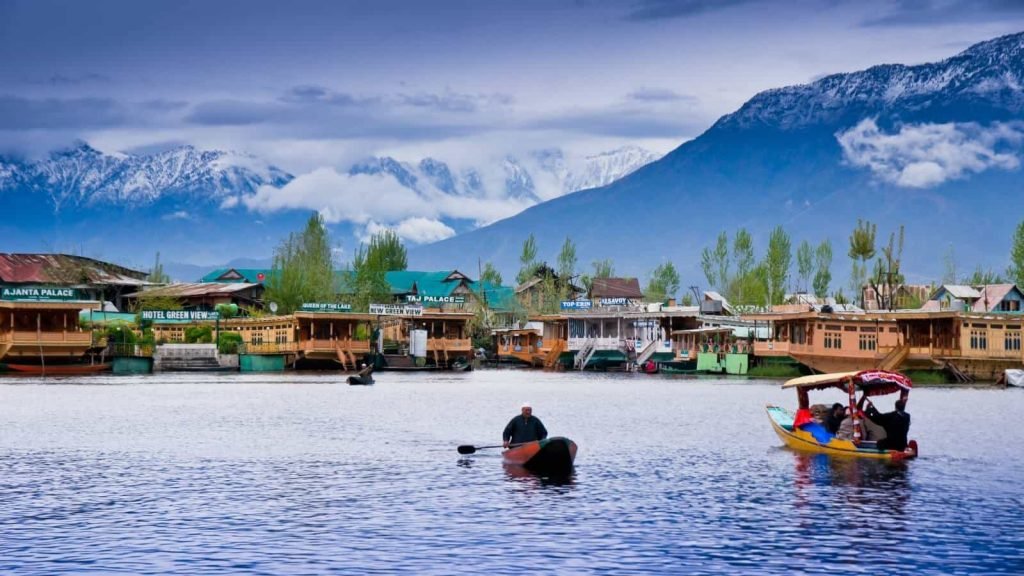 Srinagar - Best Honeymoon Places in India